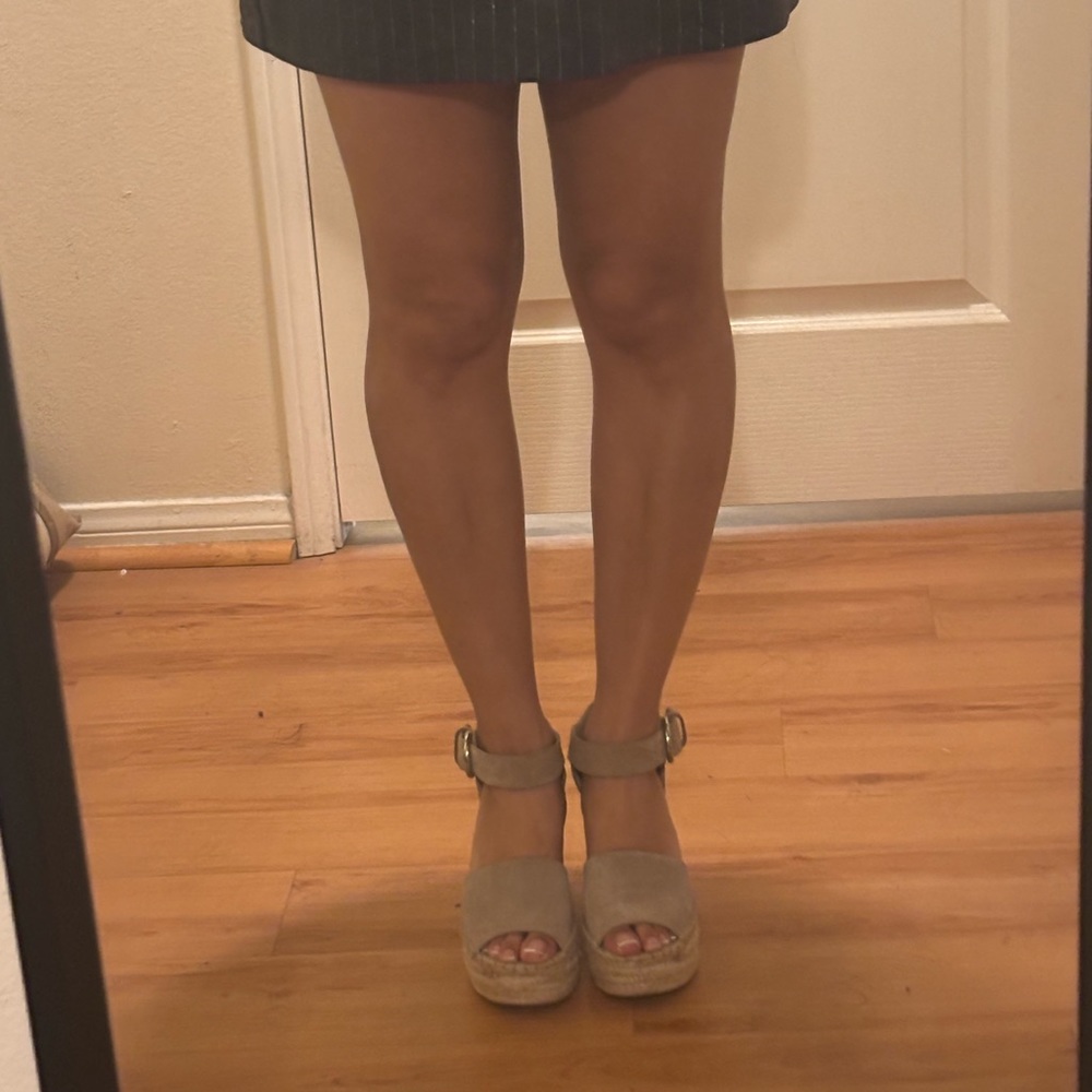 Marc Fisher Tan Platform Sandals with Ankle Strap